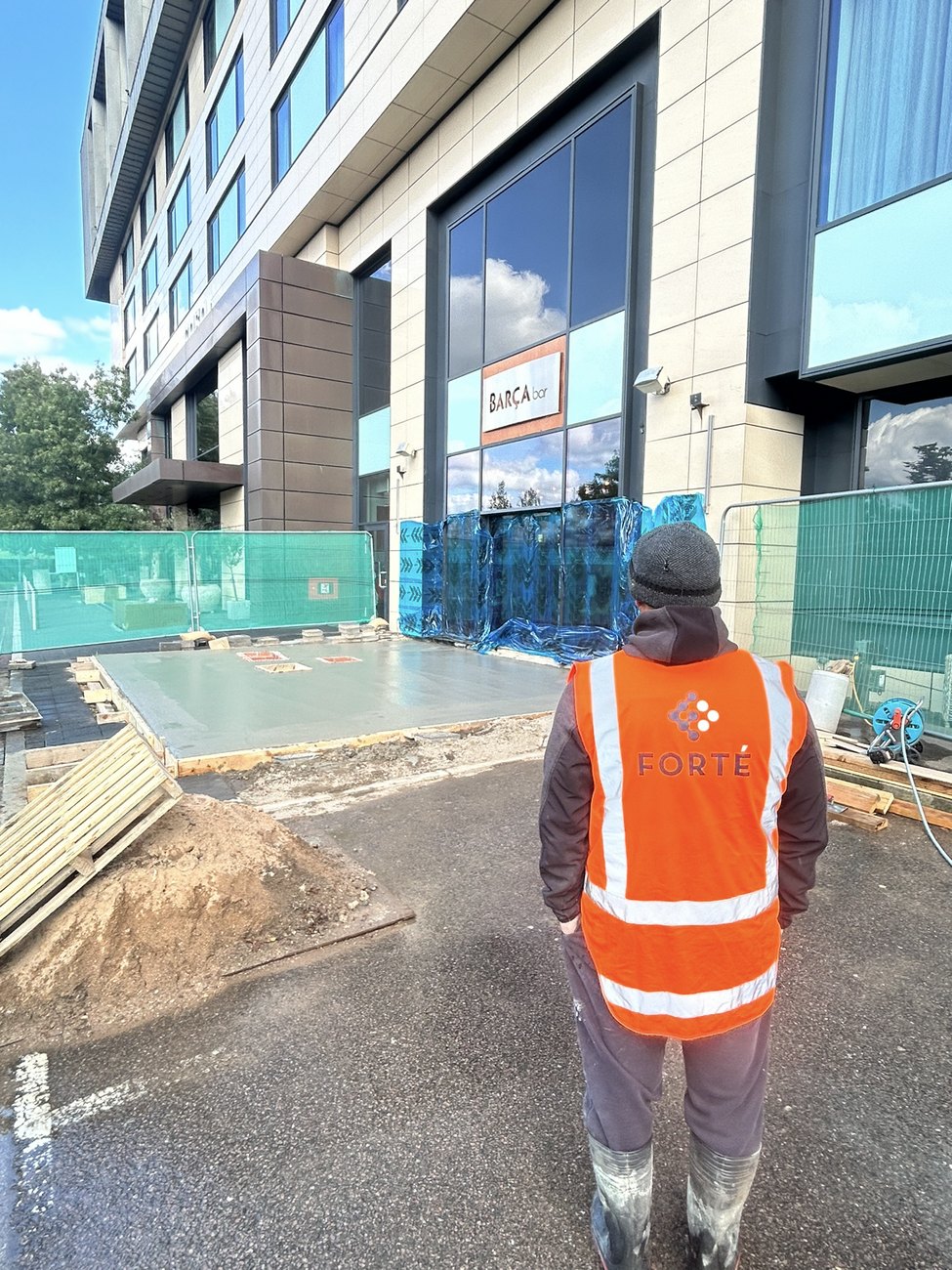 Forté team member on site at the Casa Hotel commercial project in Chesterfield